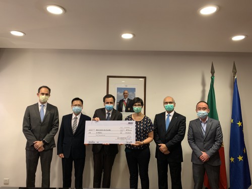 葡中工商會澳門分會捐款5萬元支持葡萄牙抗疫工作